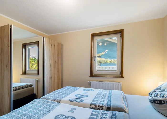 Ferienhaeuser Hainichhoehe