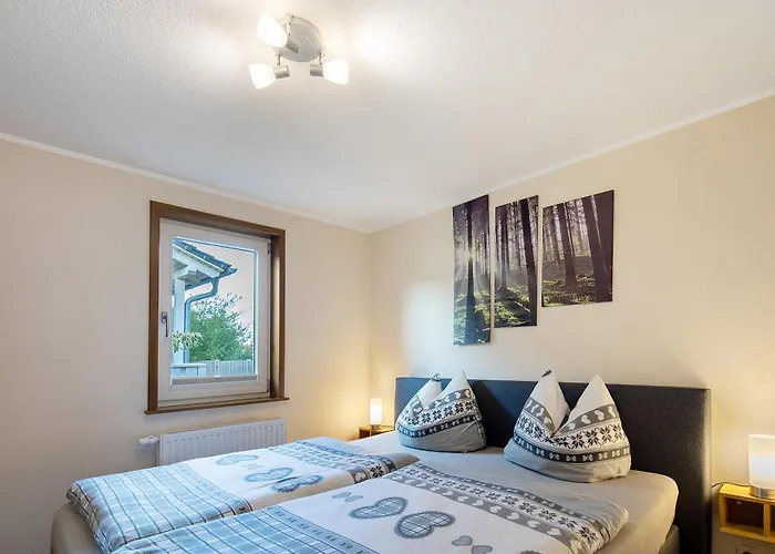 Ferienhaeuser Hainichhoehe * Horselberg-Hainich